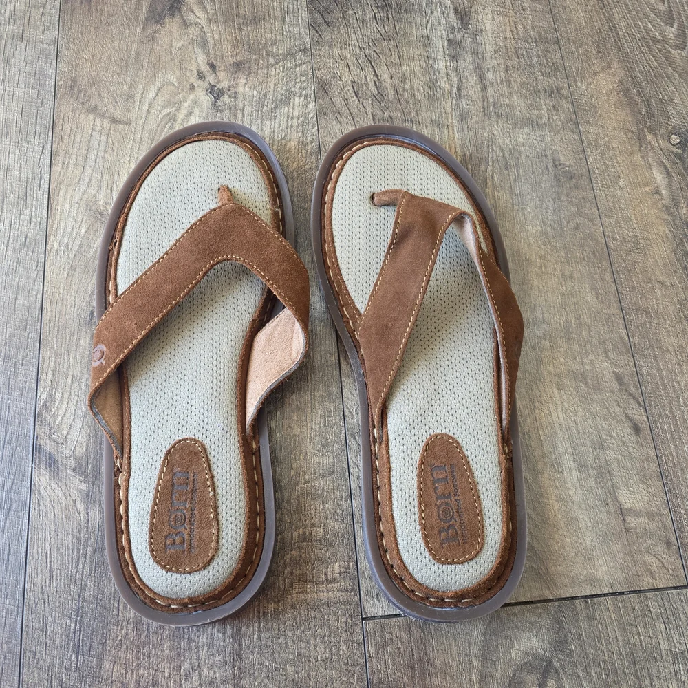 BORN Leather Uppee Comfort Brown and Tan Slippers Men Size 11